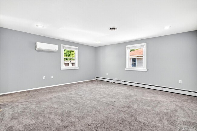 Building Photo - 58 Samsondale Ave