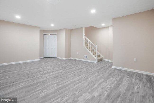 Building Photo - 3671 Waterwheel Square