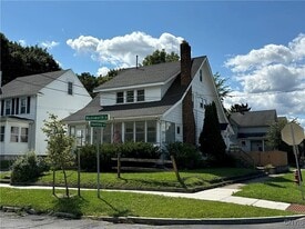 Building Photo - 721 Wadsworth St