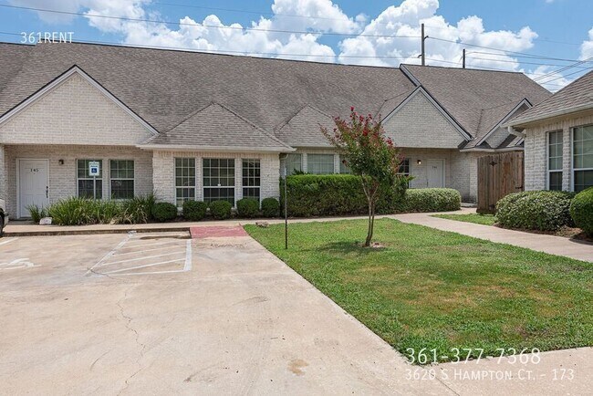 Building Photo - 3620 S Hampton Ct