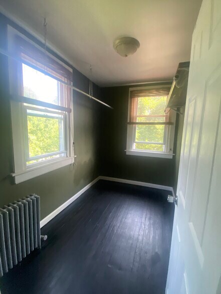 Building Photo - 117 Karrs Ln