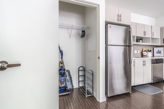 Building Photo - 1717 22nd Ave