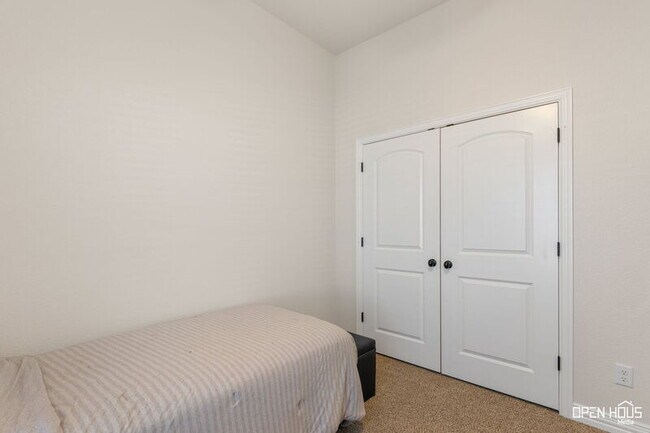 Building Photo - 5211 McSally Dr