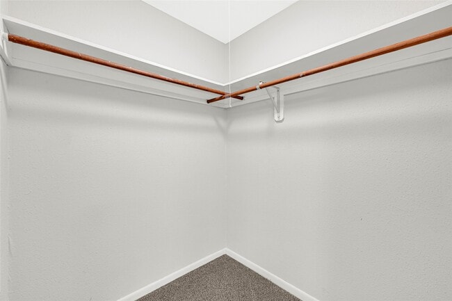 Building Photo - 122 Gruss Dr