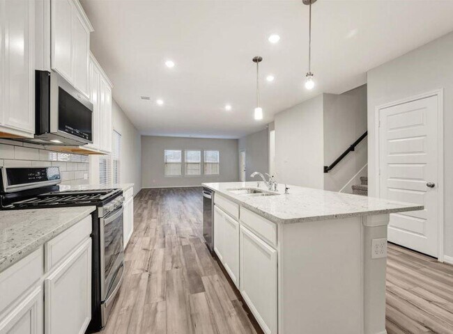 Building Photo - 216 Cresta Cv Ct