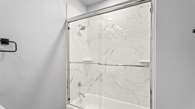 Building Photo - 520 Kearny Ln