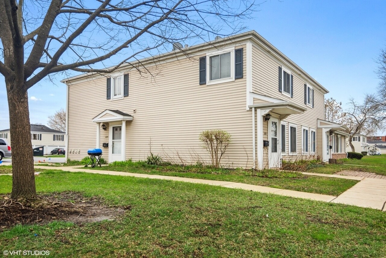 1137 Cove - 1137 Cove Dr