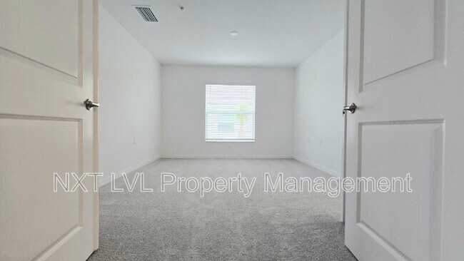 Building Photo - 15185 Bluffton Ln