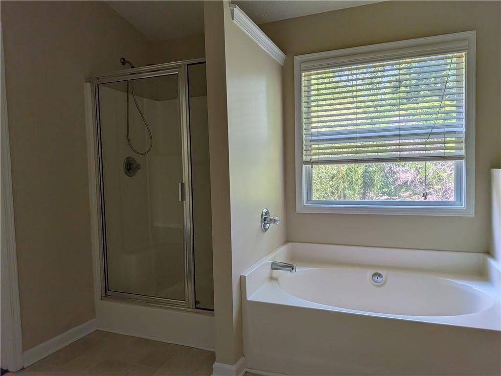 Building Photo - 4624 Windale Dr NW