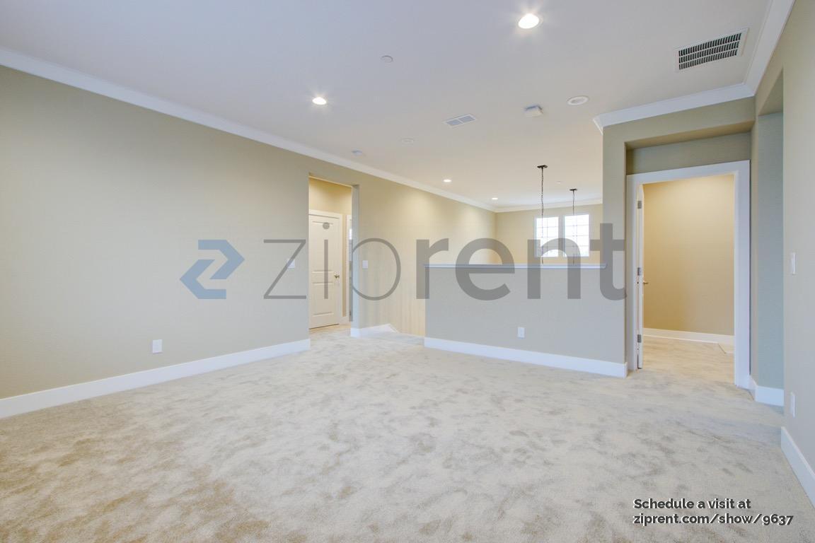 Building Photo - 778 Hydrangea Dr