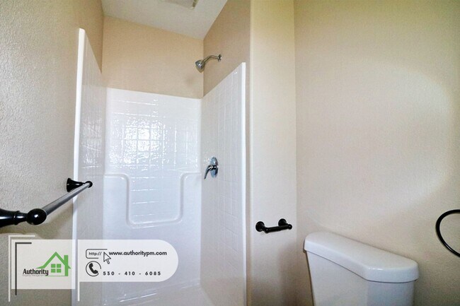 Building Photo - 3653 Polaris Way