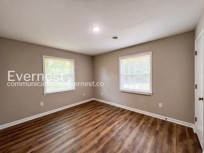 Building Photo - 731 Cumberland Cove