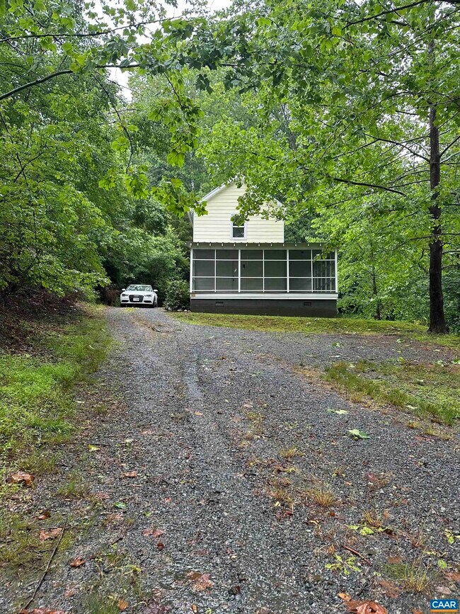 Building Photo - 7613 Esmont Rd
