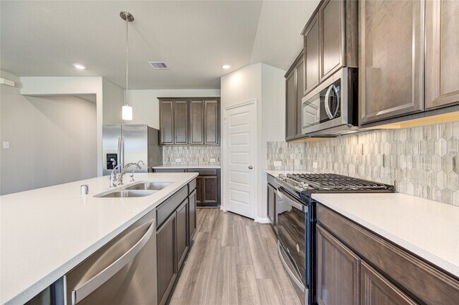 Building Photo - 21514 Pachino Ln