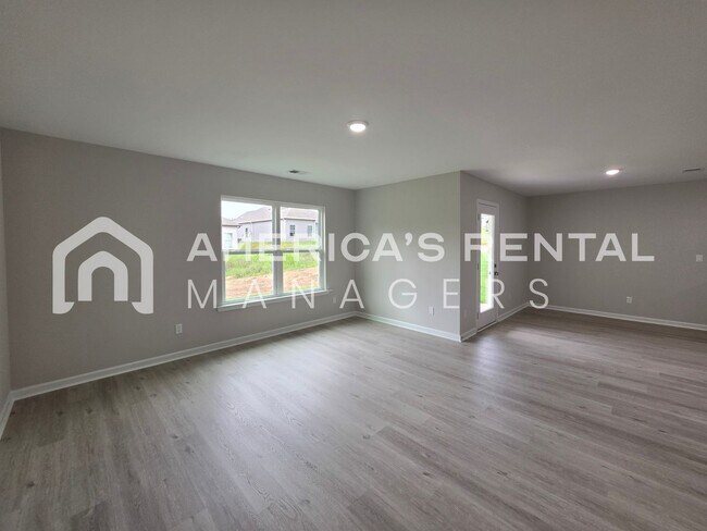 Building Photo - 10304 Bramlett Way