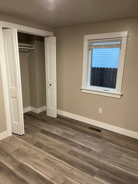 Building Photo - 503 Colorado St