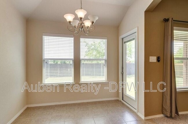 Building Photo - 4533 Wheatland Dr