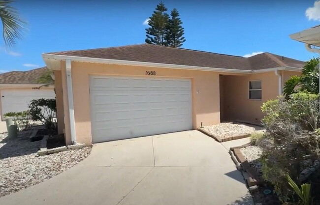 Primary Photo - 1688 Garcia Ct