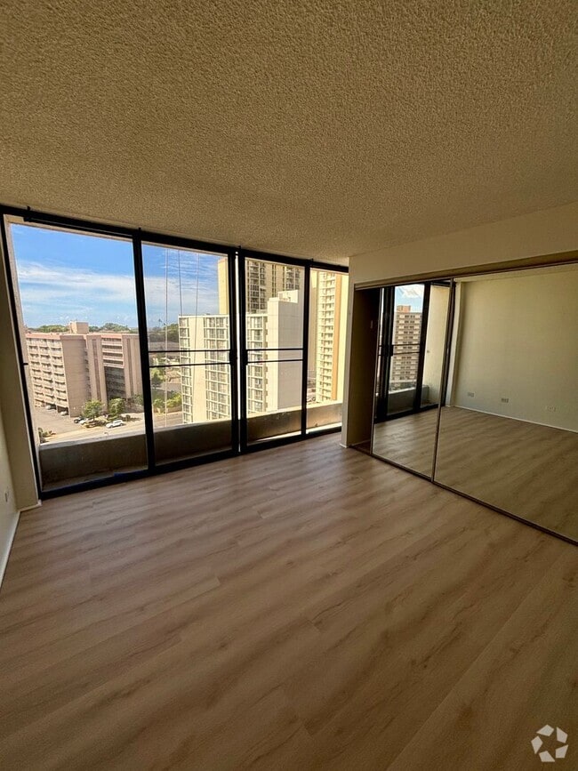 Building Photo - AVAILABLE May 15, 2025 | 2 Bedroom, 2 Bath...