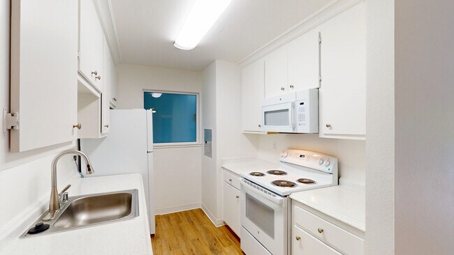 Building Photo - 475 Ignacio Blvd