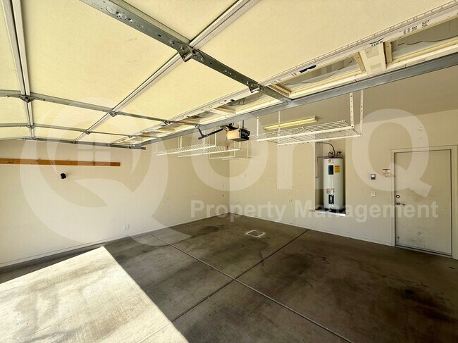 Building Photo - 3259 S Lakeside Ridge Loop