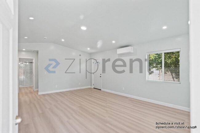 Building Photo - 1151 Francine Ct