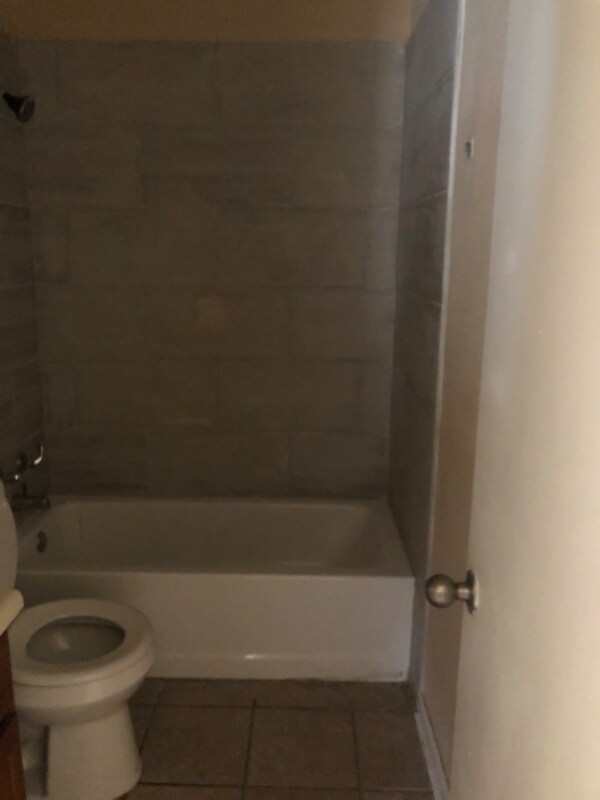 Building Photo - 5216 Cross Creek Dr