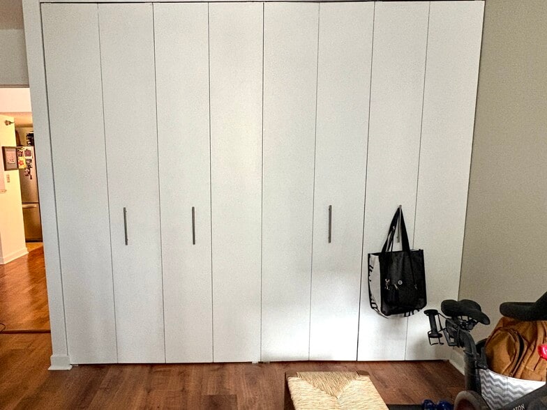 Building Photo - 70 W Huron St