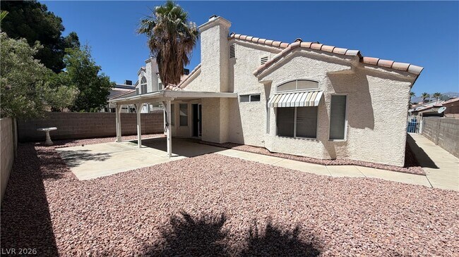 Building Photo - 1328 Maplegrove Cir