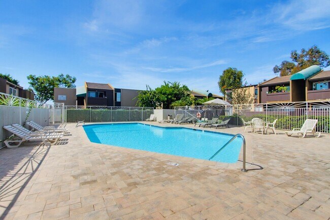 Building Photo - 3454 Castle Glen Dr