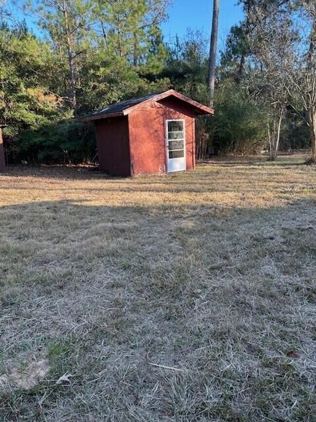 Building Photo - 446 Earl Perkins Rd