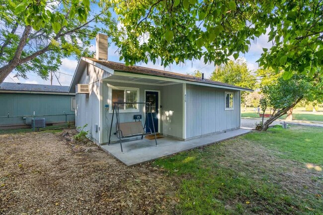 Building Photo - 1503 Fairview Ave