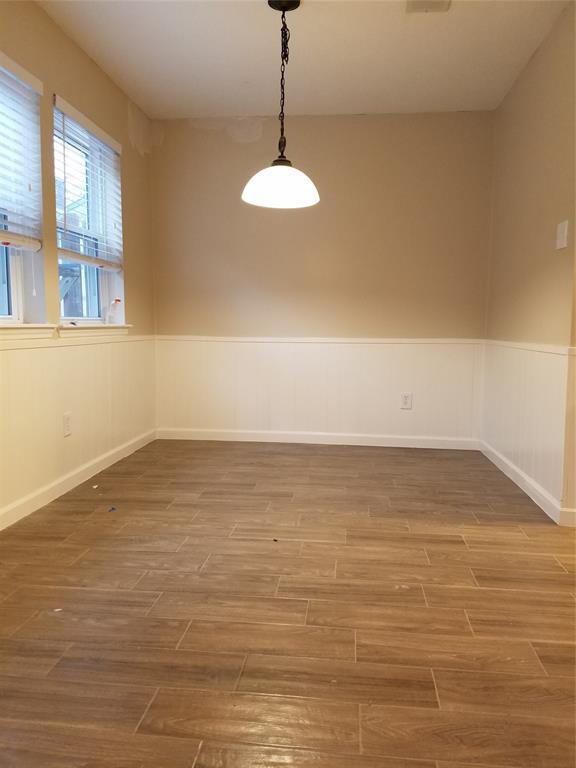 Building Photo - 17811 Smooth Rock Falls Dr