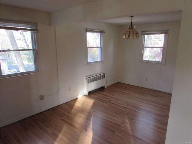 Building Photo - 52 Engelke Ave