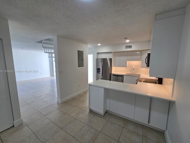 Building Photo - 12352 SW 18th Terrace
