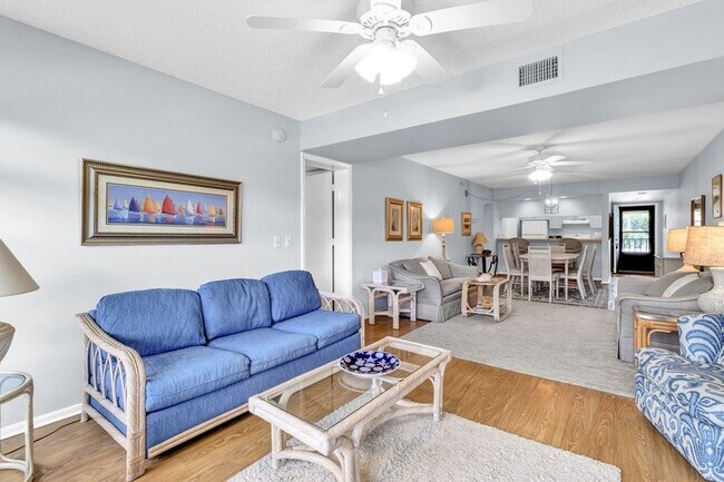 Building Photo - 18 Plantation Dr