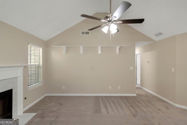 Building Photo - 123 Willow Springs Ln