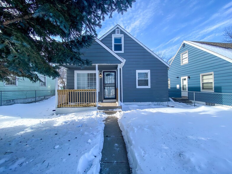 Primary Photo - 4481 N 20th St