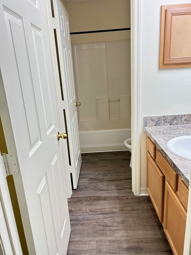 Building Photo - BEAUTIFUL BRICK 4 BEDROOM 2 BATH HOME AVAILABLE NOW CONTACT KAREN GUARDINO, REALTOR 386-747-9295