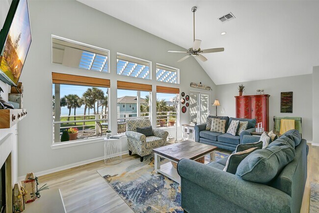 Building Photo - 18418 E De Vaca Ln