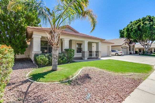 Building Photo - GORGEOUS home in the highly desired Arrowhead Ranch
