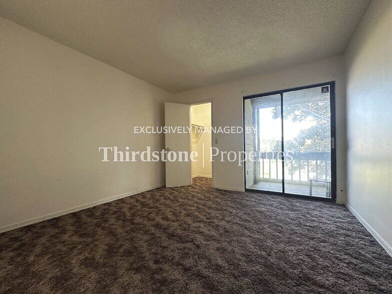 Building Photo - 10200 Belle Rive Blvd