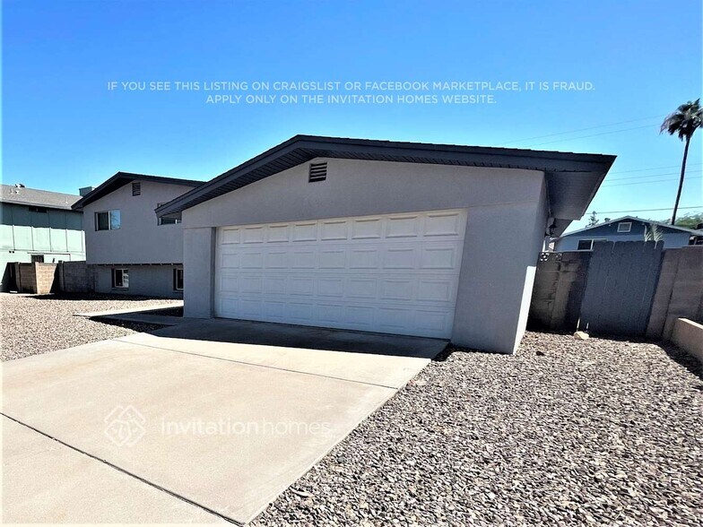 Building Photo - 943 E Manhatton Dr