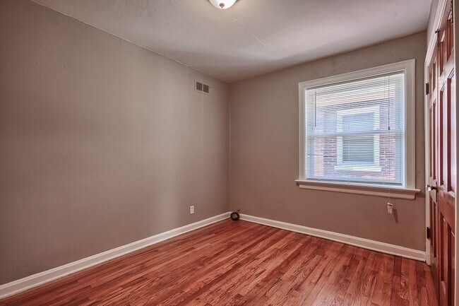 Building Photo - 6401A Potomac St.
