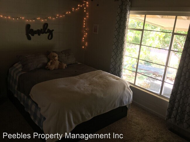 Building Photo - 2 br, 1 bath House - 145 Canyon Highlands Dr