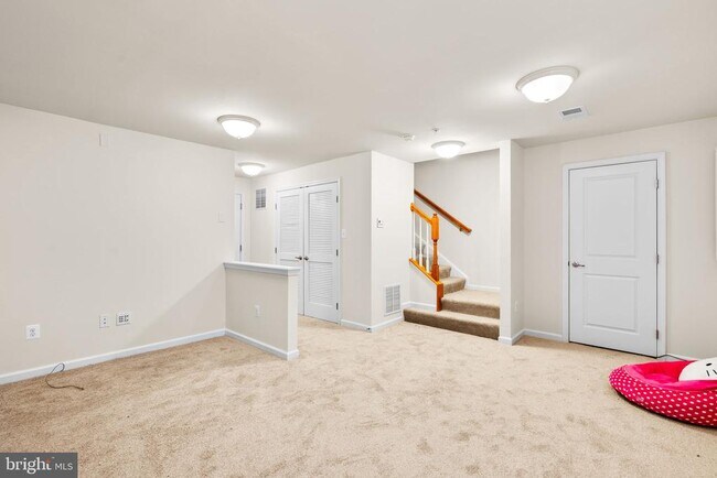 Building Photo - 14903 Rockcastle St