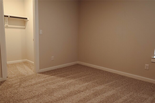 Building Photo - 8486 Sweet Cherry Ln