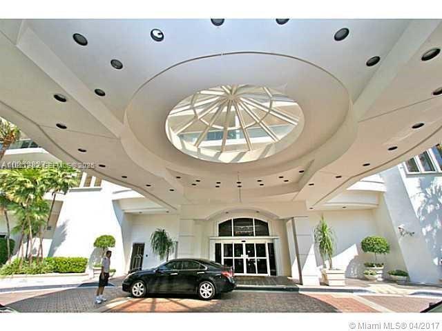 Building Photo - 7000 Island Blvd