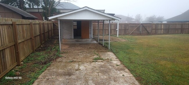 Building Photo - 308 Eola Dr