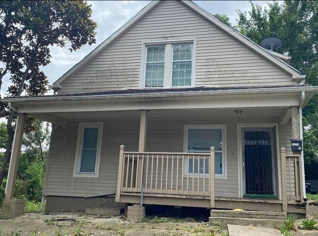 Building Photo - 3 bed 1.5 bath House
